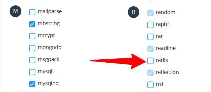 cPanel PHP 扩展列表：红色箭头指向未勾选的 redis 复选框